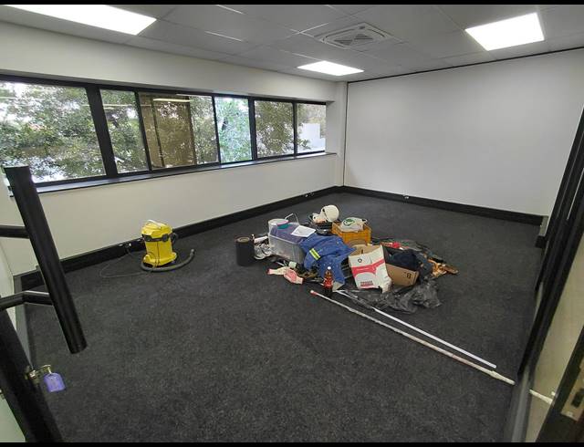 335M² OFFICE TO LET IN HALFWAY HOUSE